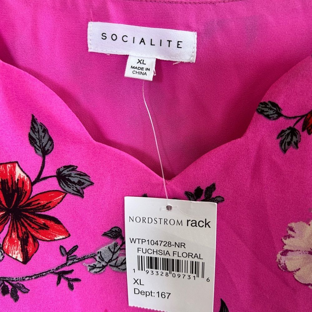 Socialite NEW XL Women’s 14 16 Floral Pink Spaghetti Strap Top Scalloped V Neck - Picture 2 of 6
